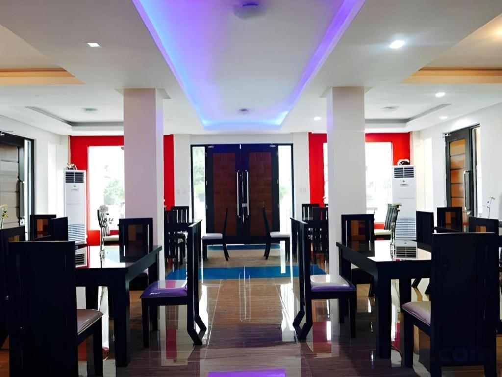 Quezon Premier Hotel Lucena Exterior photo